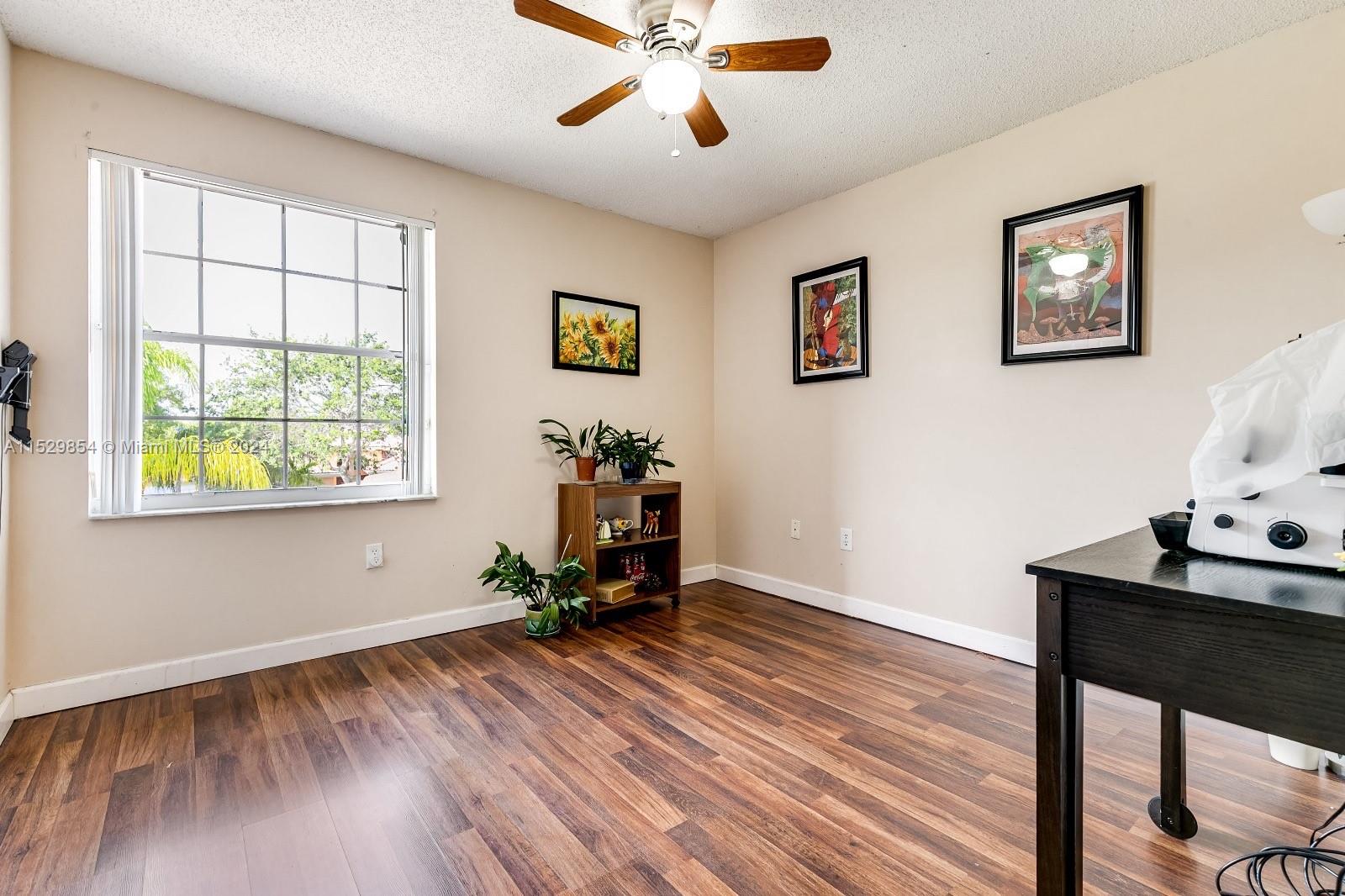 SILVER LAKES PHASE III - Residential