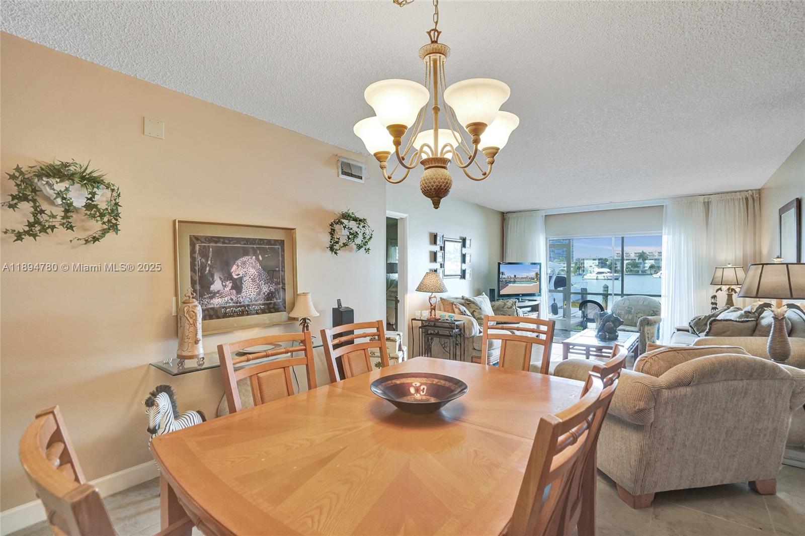 PARADISE HARBOUR APTS CO- - Residential
