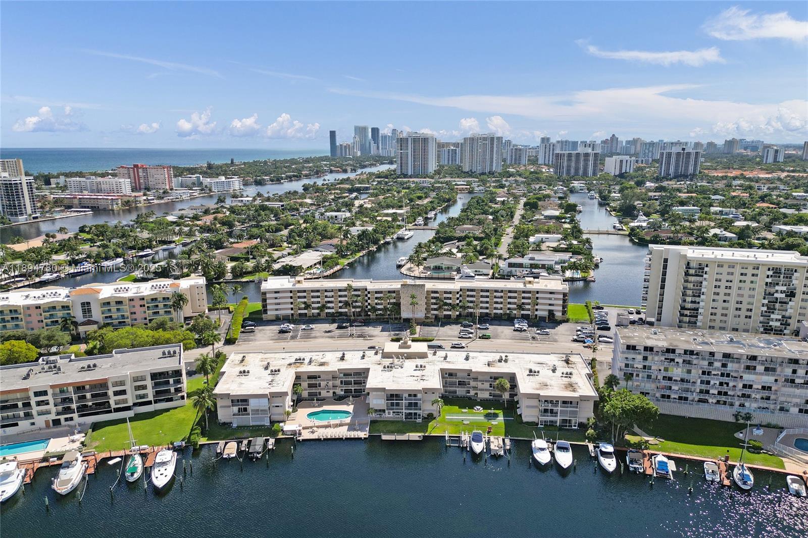 PARADISE HARBOUR APTS CO- - Residential