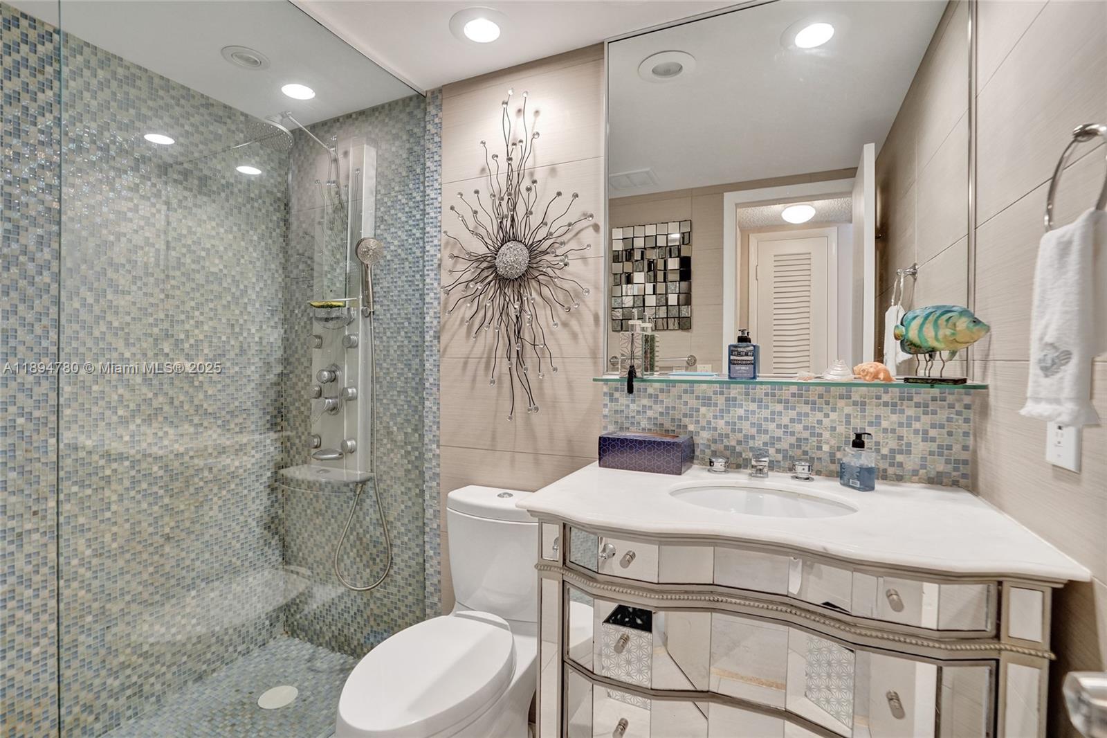 PARADISE HARBOUR APTS CO- - Residential