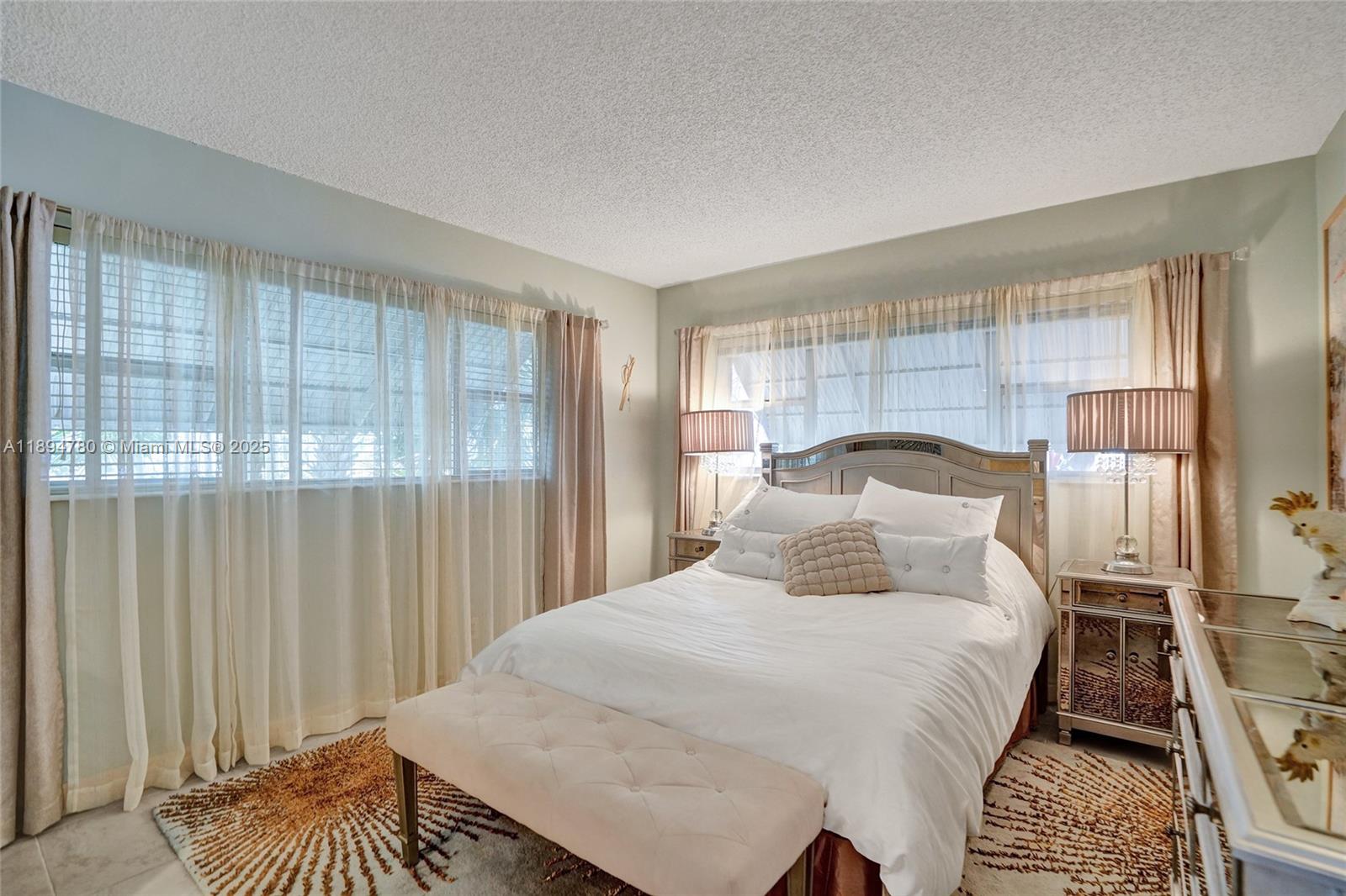 300 Golden Isles Dr 101