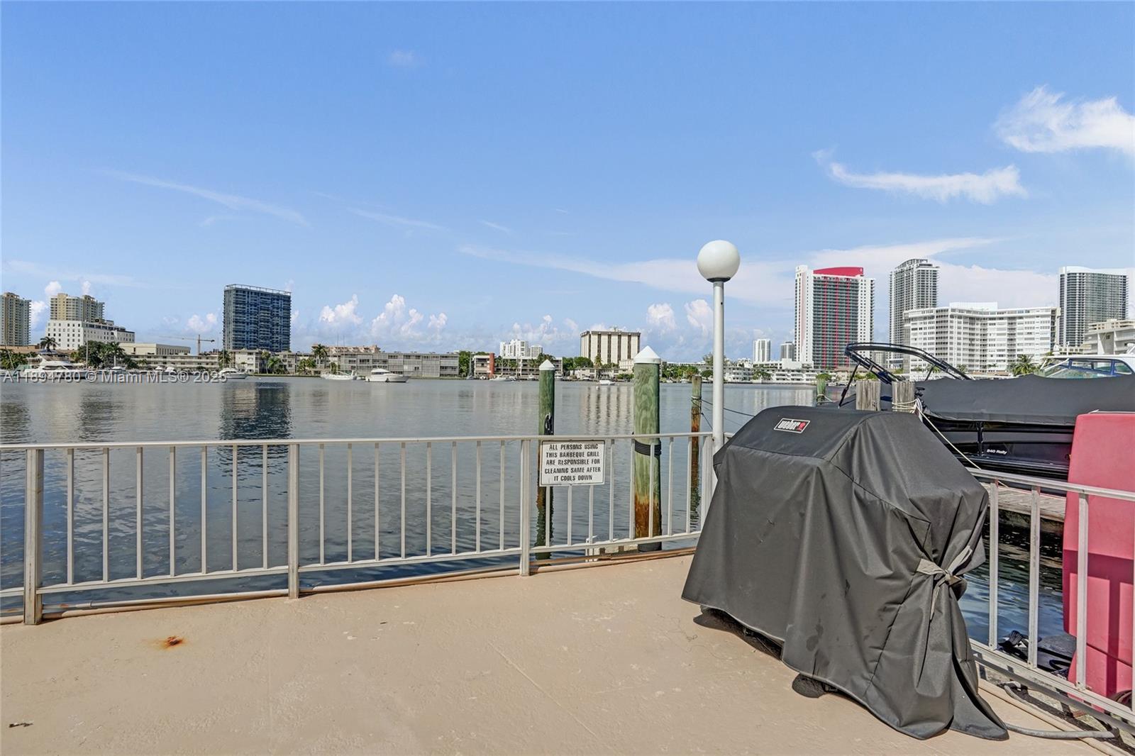 PARADISE HARBOUR APTS CO- - Residential