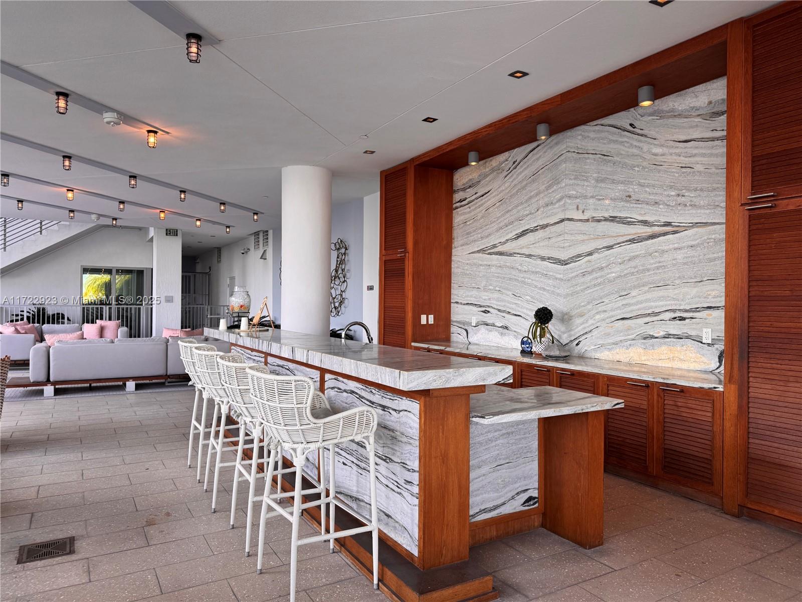 BISCAYNE BEACH CONDO - Residential