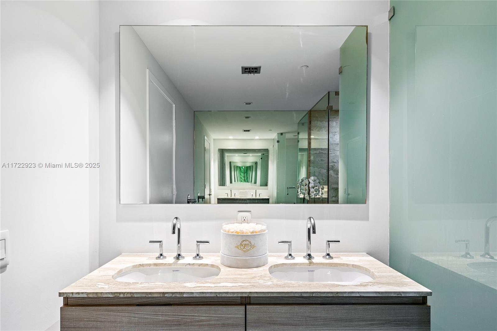 BISCAYNE BEACH CONDO - Residential