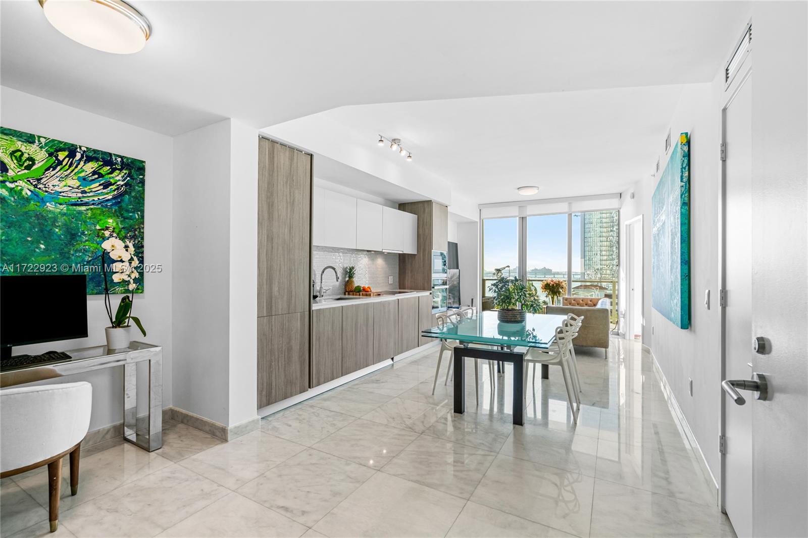 BISCAYNE BEACH CONDO - Residential