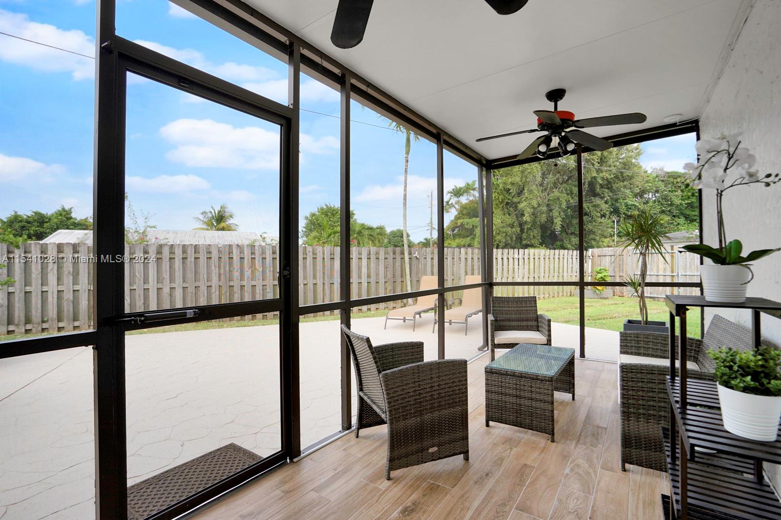 CORAL VILLAS REV - Residential