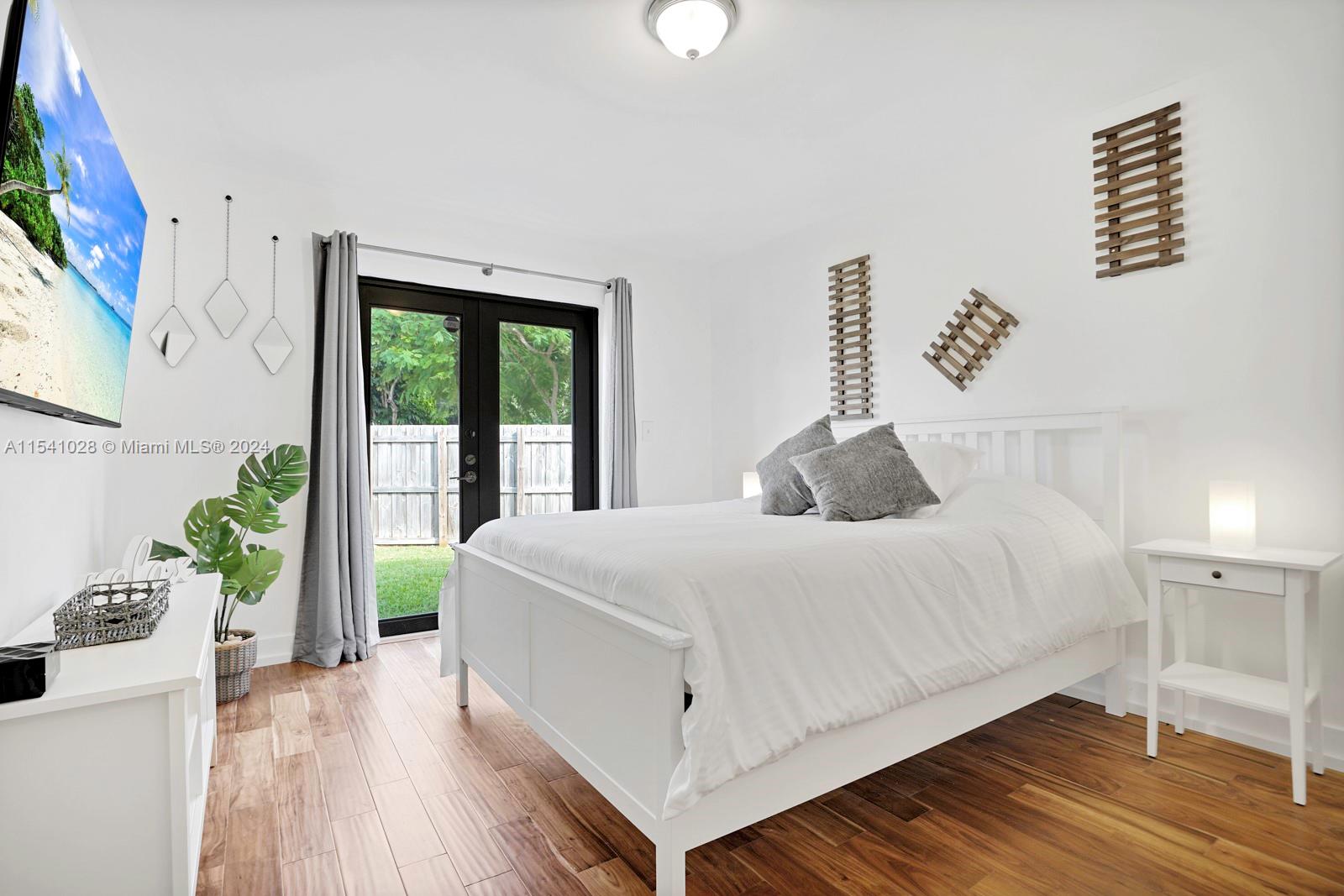 CORAL VILLAS REV - Residential