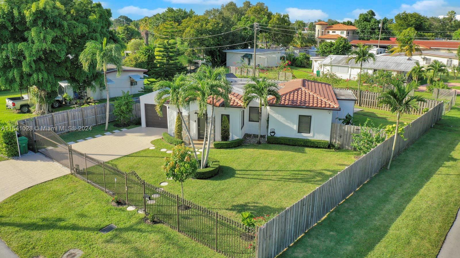 CORAL VILLAS REV - Residential