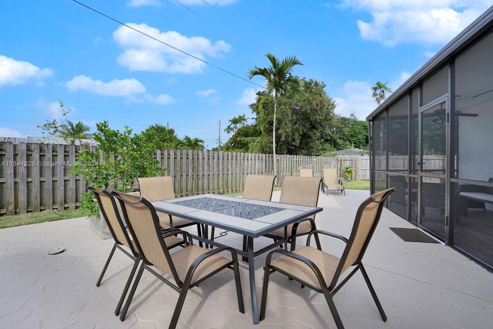 CORAL VILLAS REV - Residential