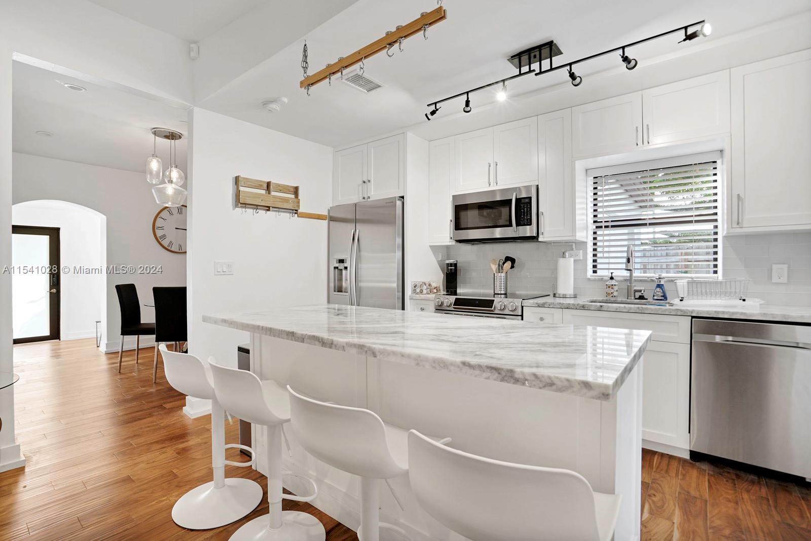 CORAL VILLAS REV - Residential