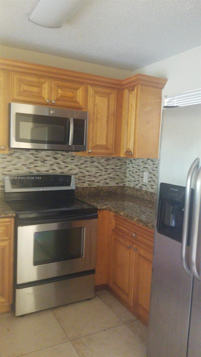 PALM BEACH PLACE CONDO - Residential Lease