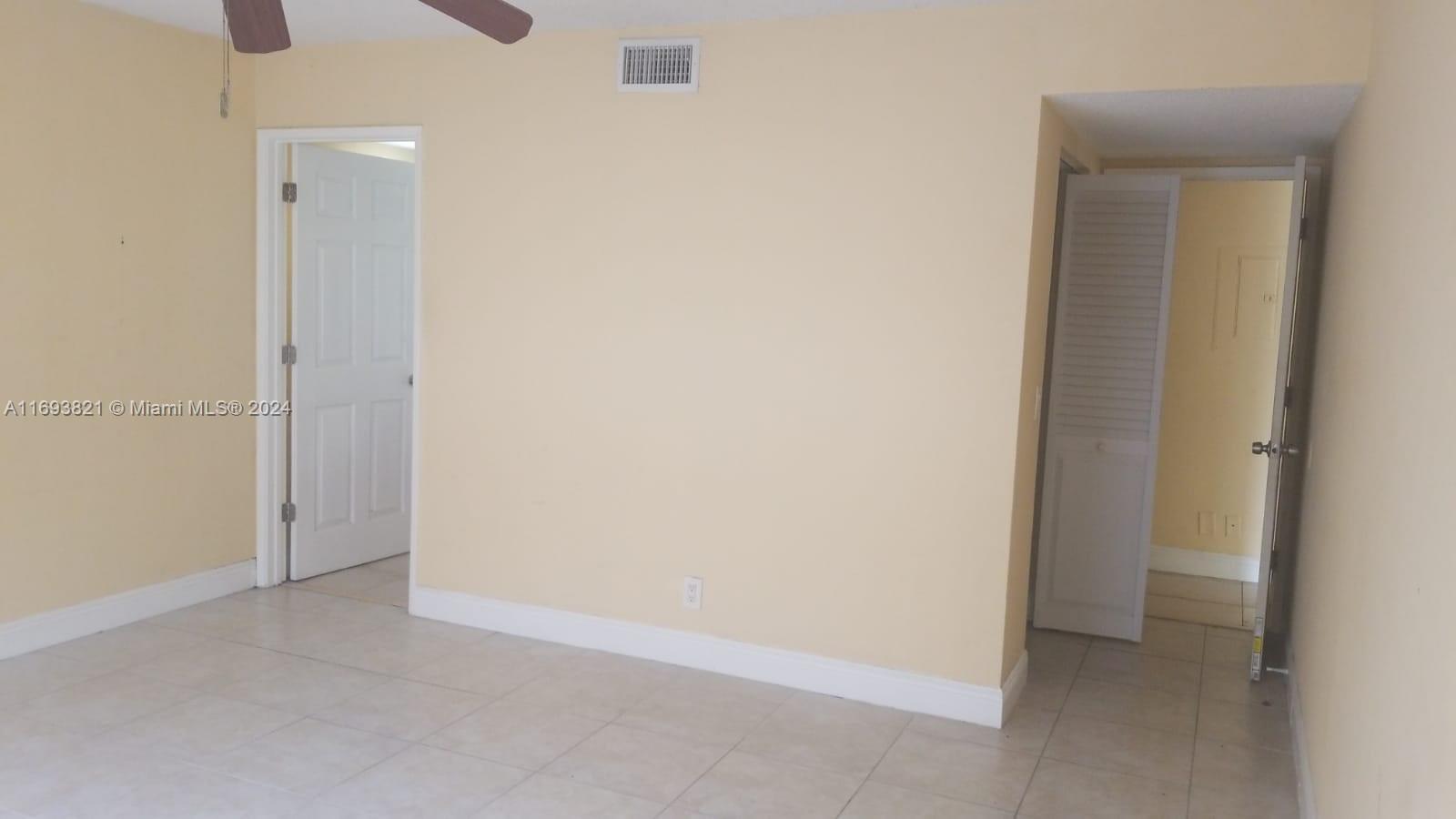 PALM BEACH PLACE CONDO - Residential Lease