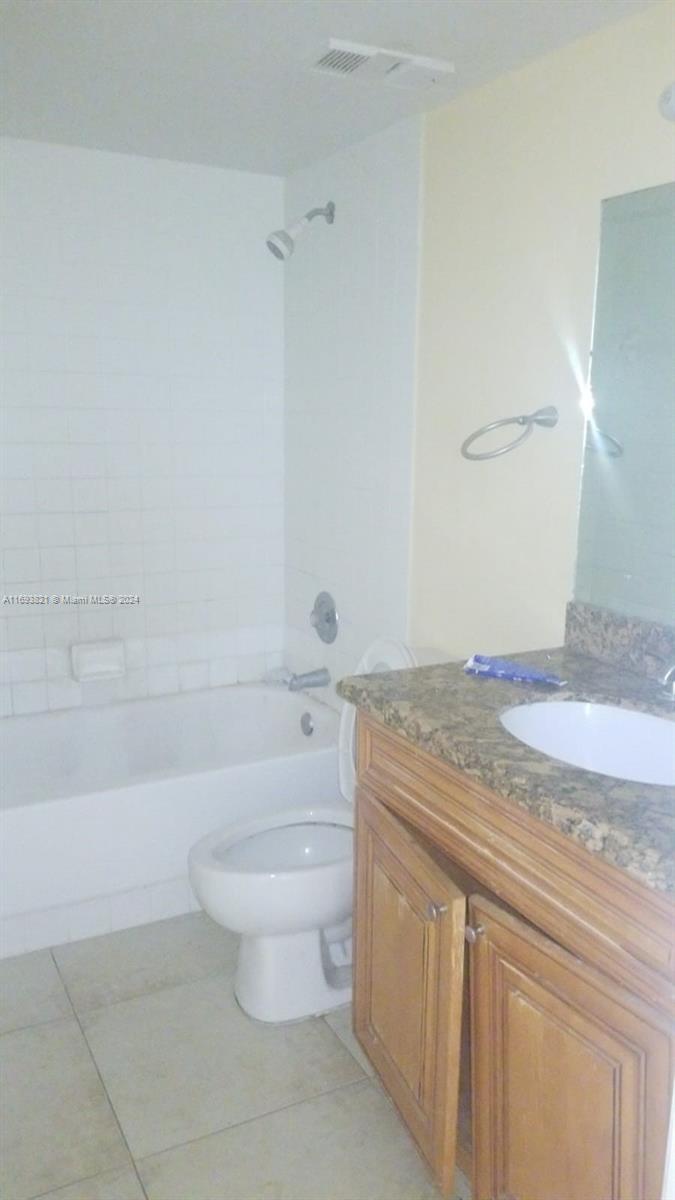 PALM BEACH PLACE CONDO - Residential Lease