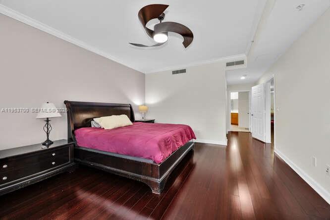 COLONNADE AT DADELAND SW - Residential