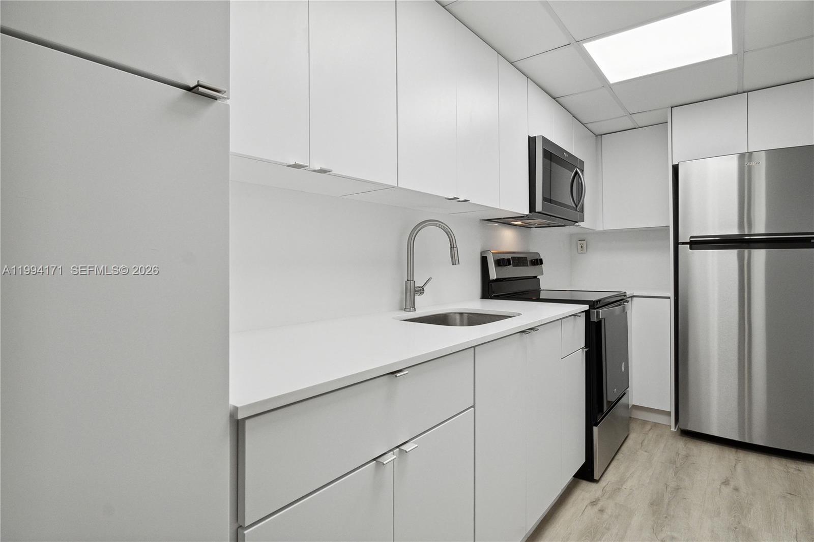 MIRADOR 1200 CONDO - Residential