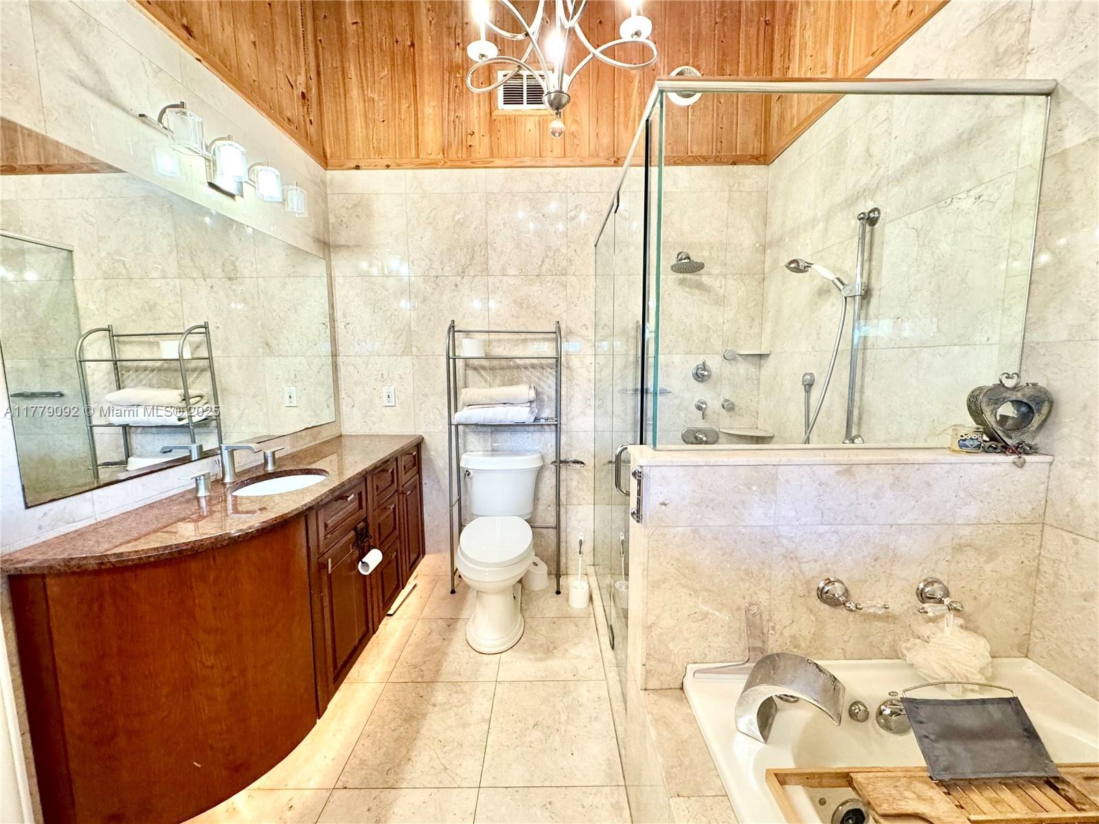 LAKEVIEW - Residential Lease