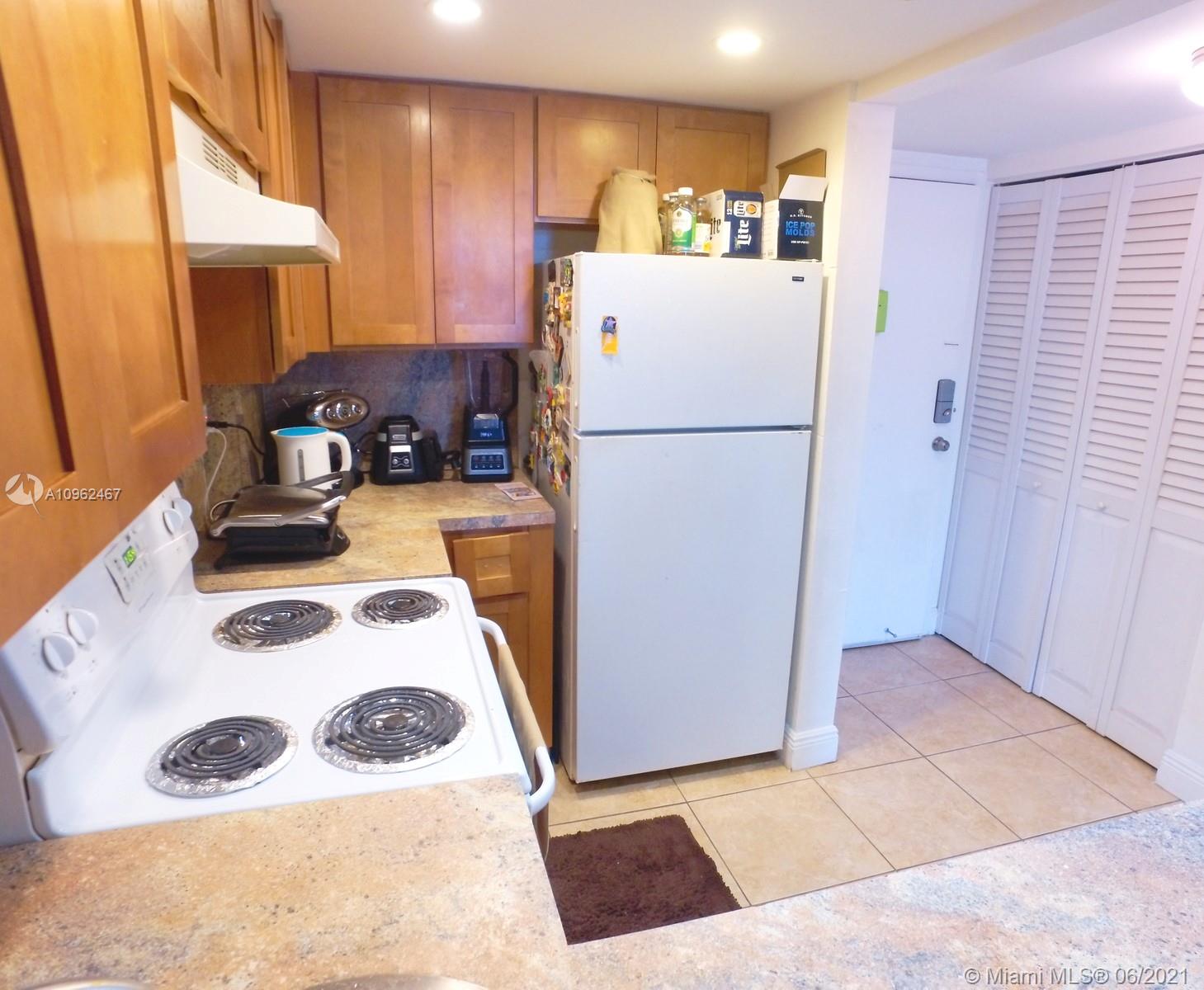 MIRADOR 1035 CONDO - Residential