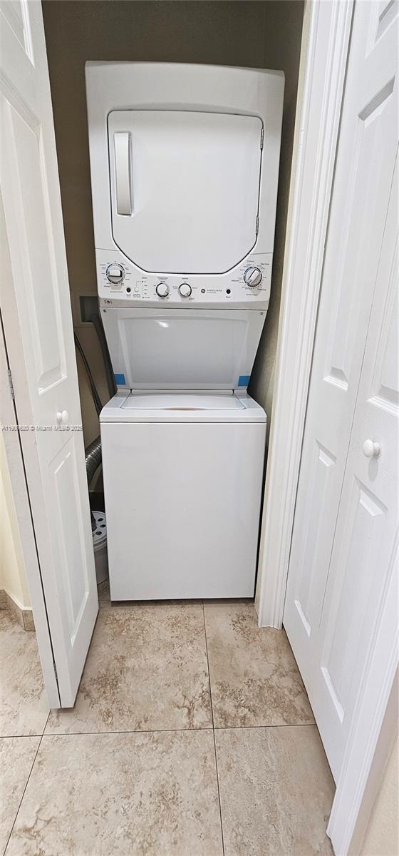 GAYE APTS CONDO - Residential Lease