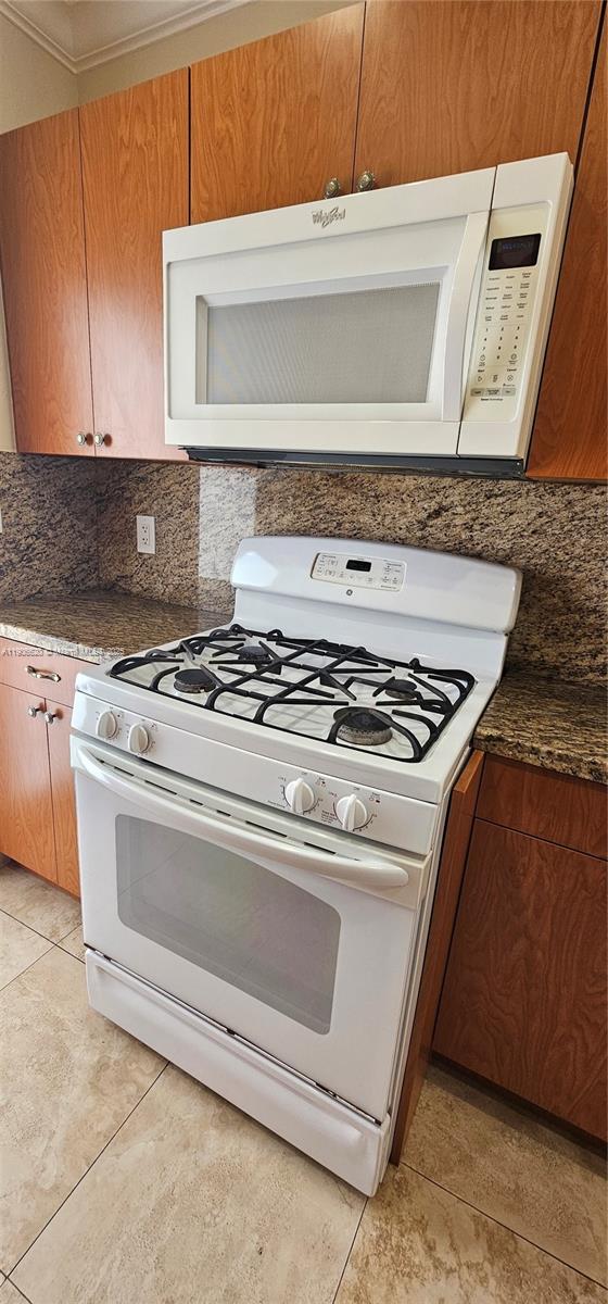 GAYE APTS CONDO - Residential Lease