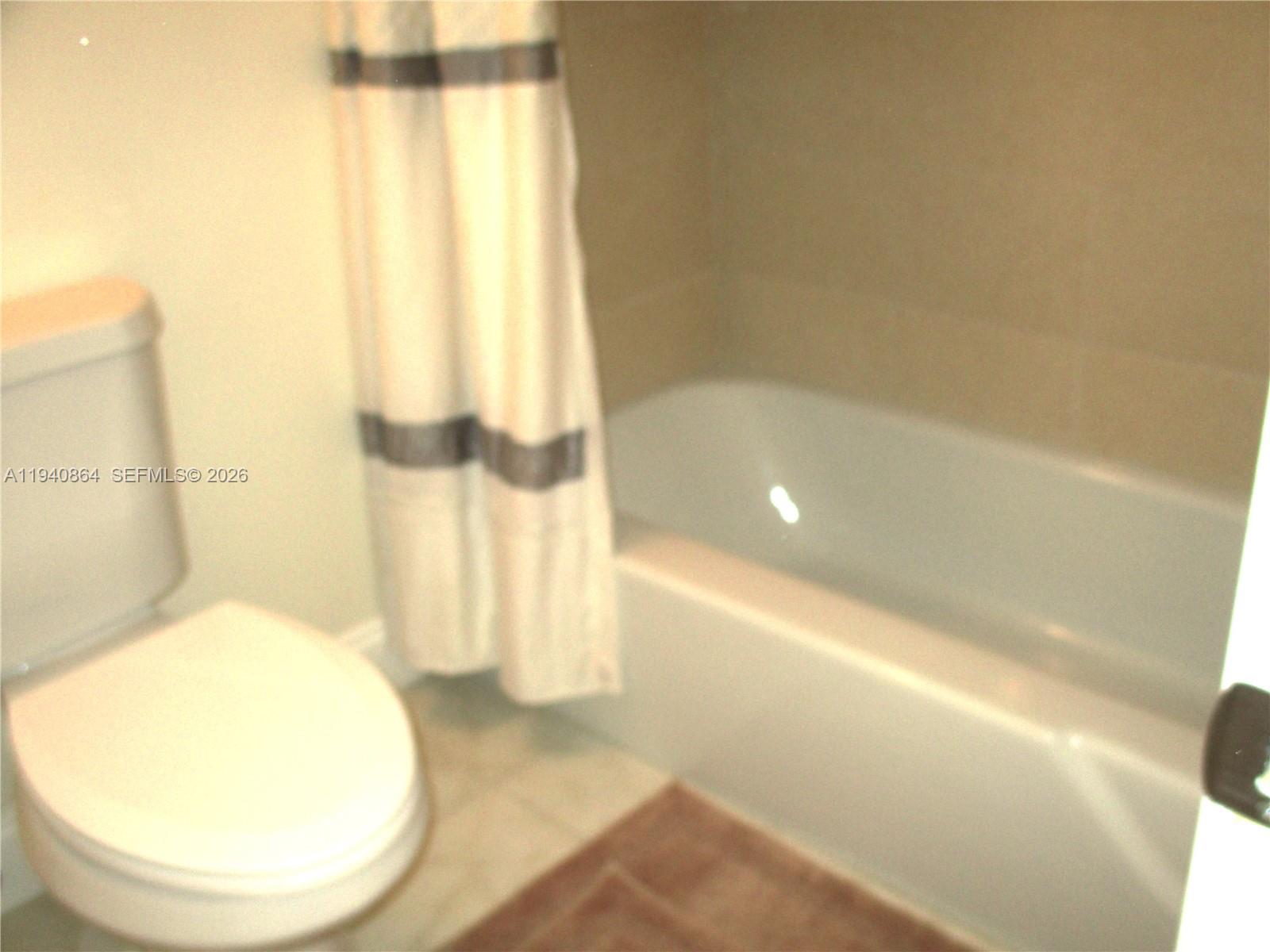 IMPERIAL TOWERS CONDO - Residential