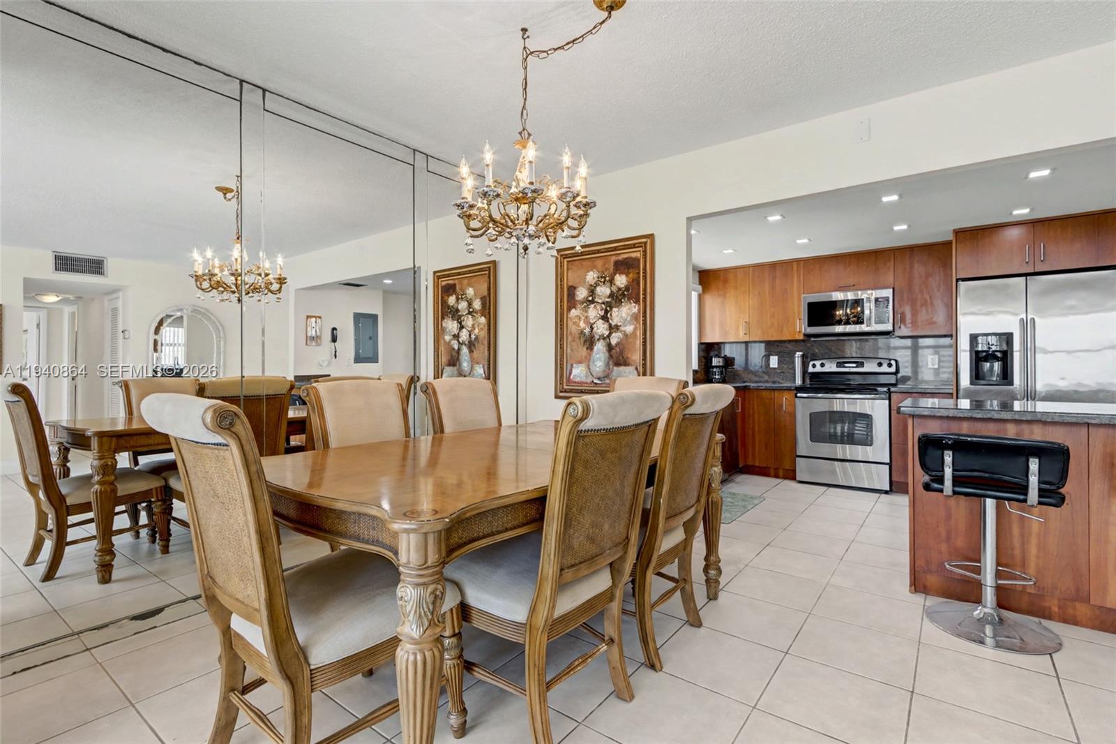 IMPERIAL TOWERS CONDO - Residential