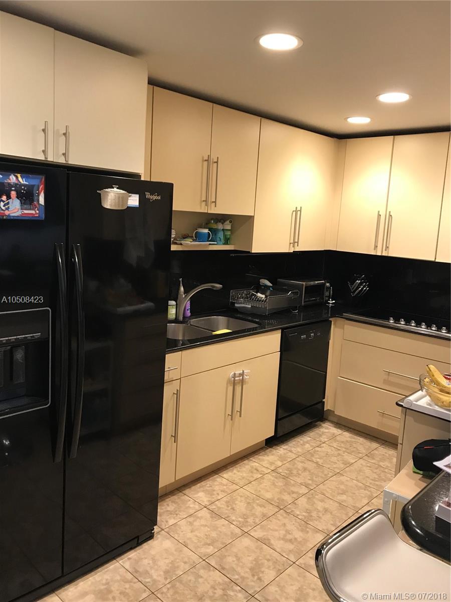 Gables Waterway Towers - Residential Lease