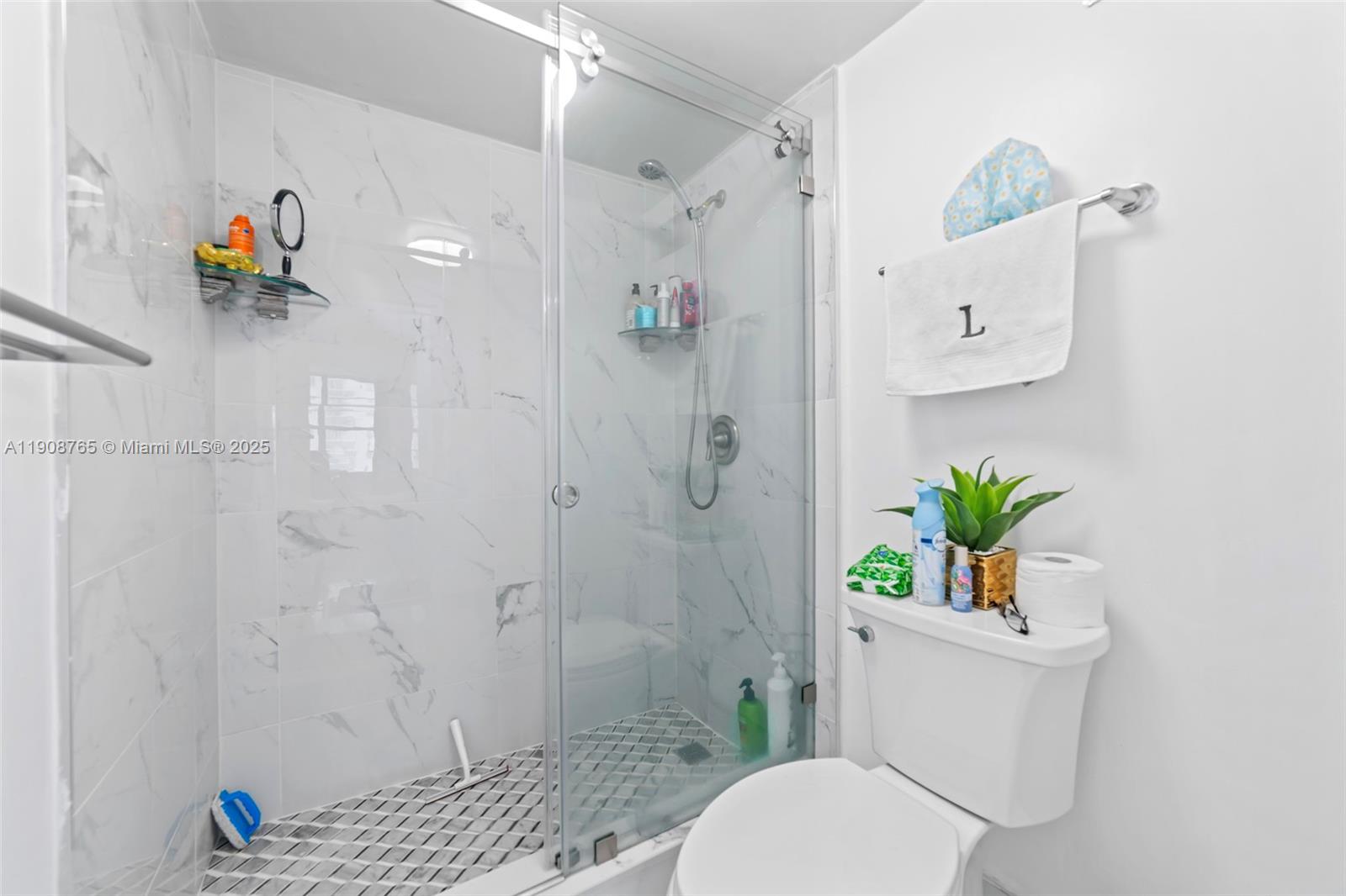 SEA AIR TOWERS CONDO - Residential