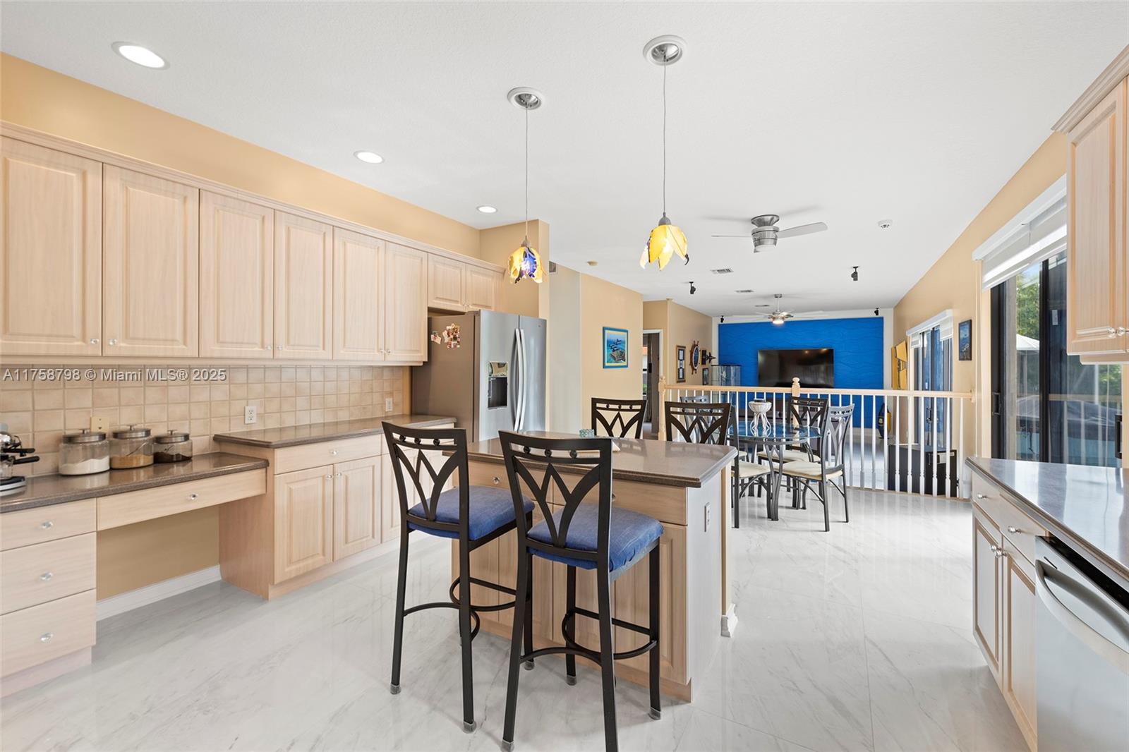 RIVIERA ISLES I - Residential