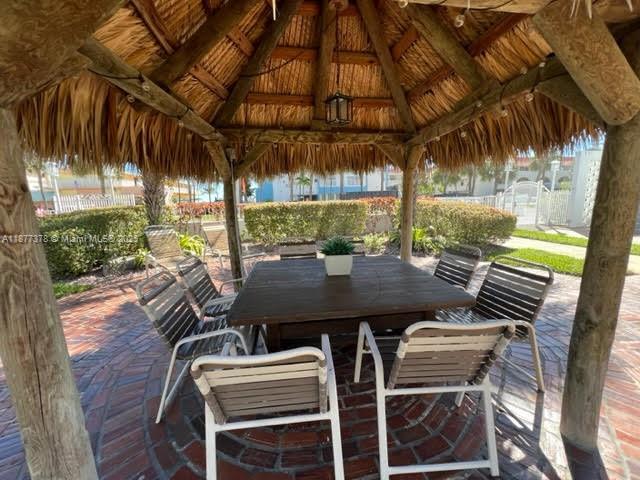 FRENCH LEAVE WEST CONDO - Residential Lease