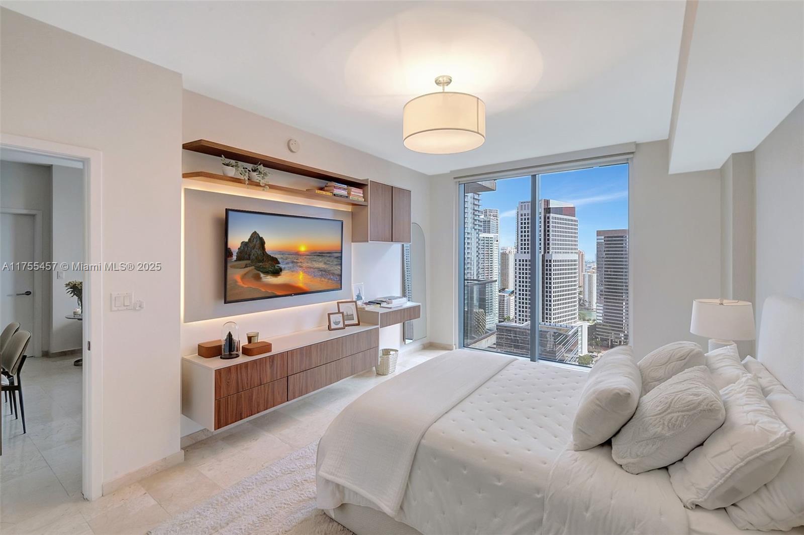 RISE CONDO - Residential