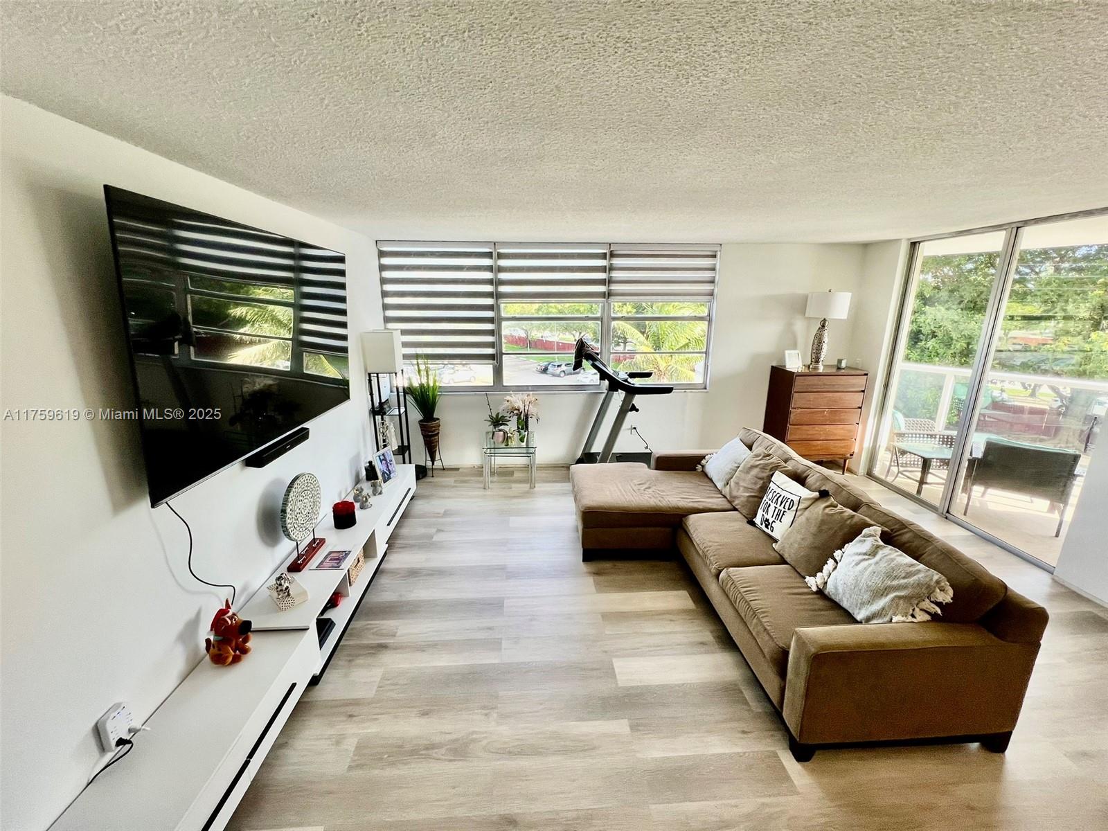 BUCKLEY TOWERS CONDO - EA - Residential