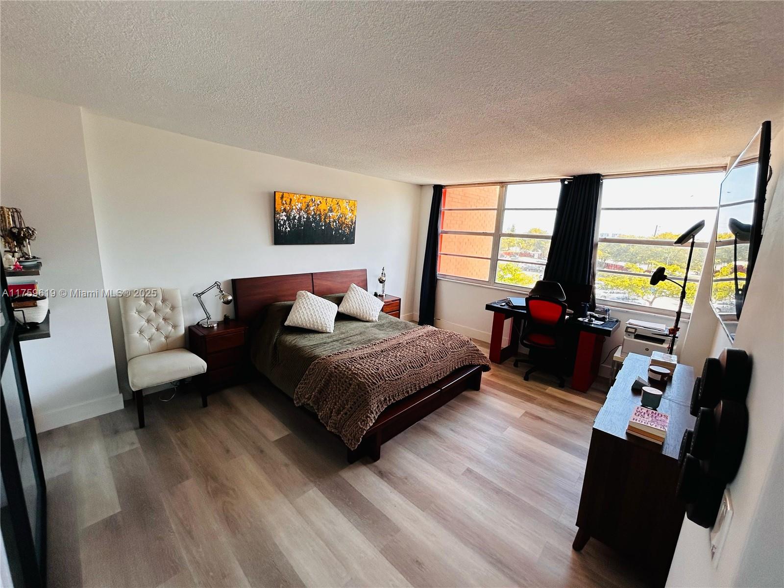 BUCKLEY TOWERS CONDO - EA - Residential