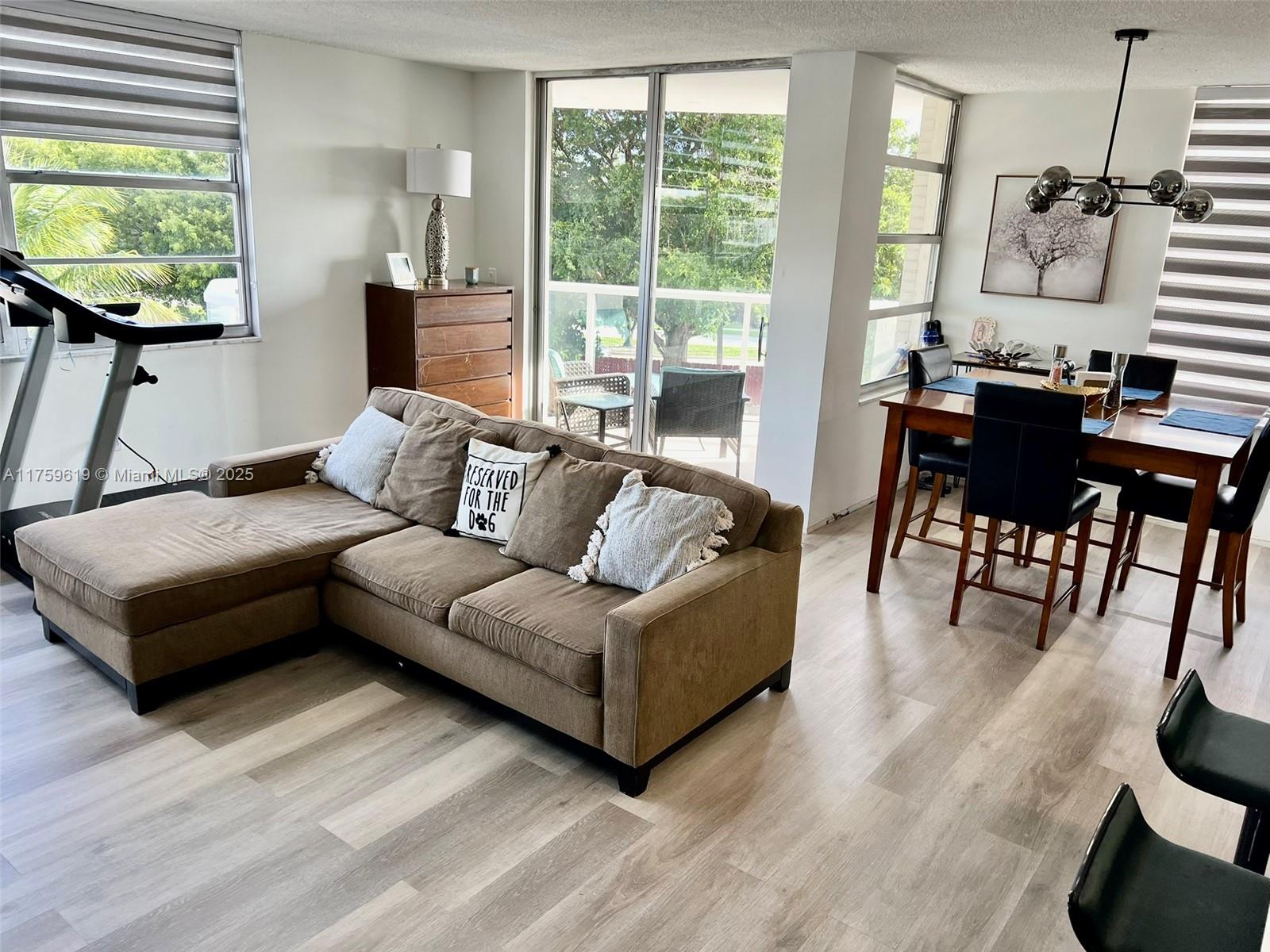 BUCKLEY TOWERS CONDO - EA - Residential