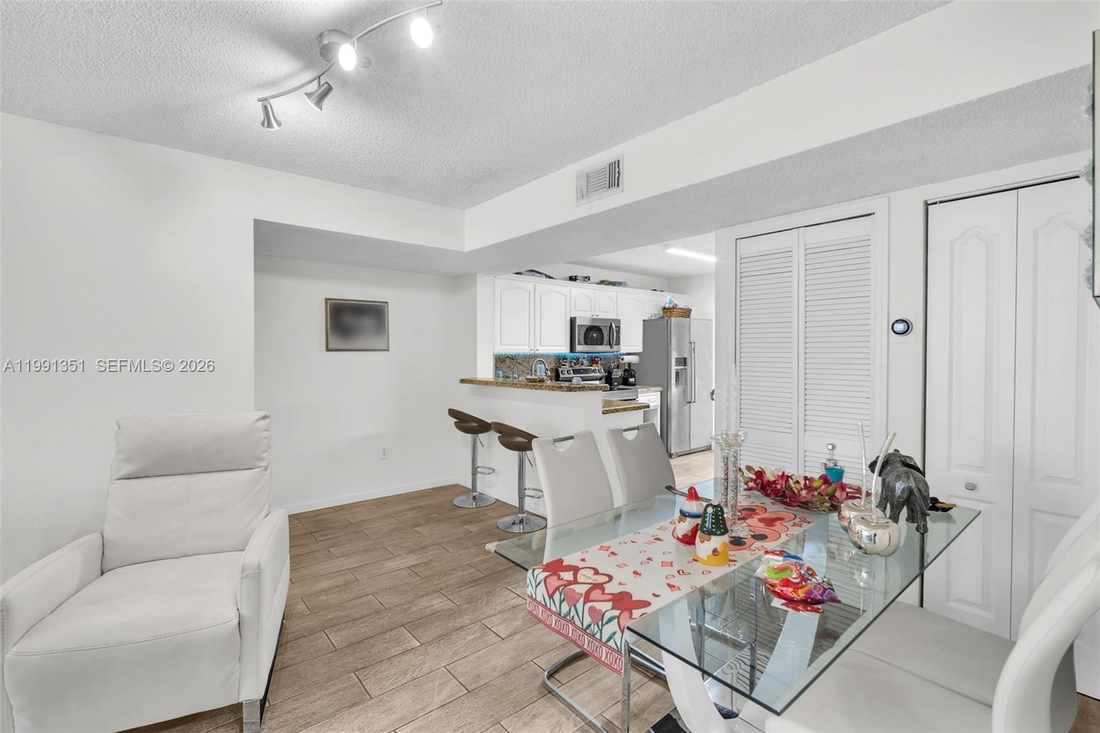 WEST PALM VILLAS V CONDO - Residential