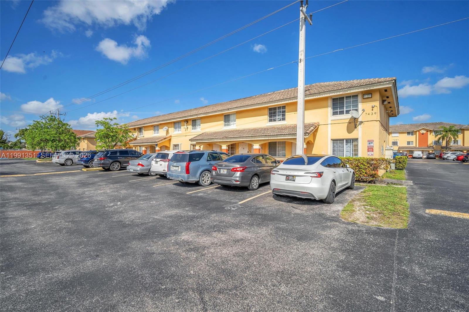 WEST PALM VILLAS V CONDO - Residential
