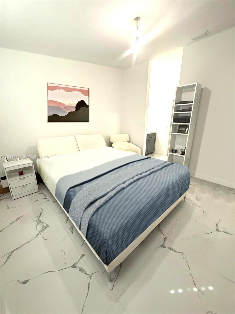 LAMBIANCE TOWNHOMES KENDA - Residential