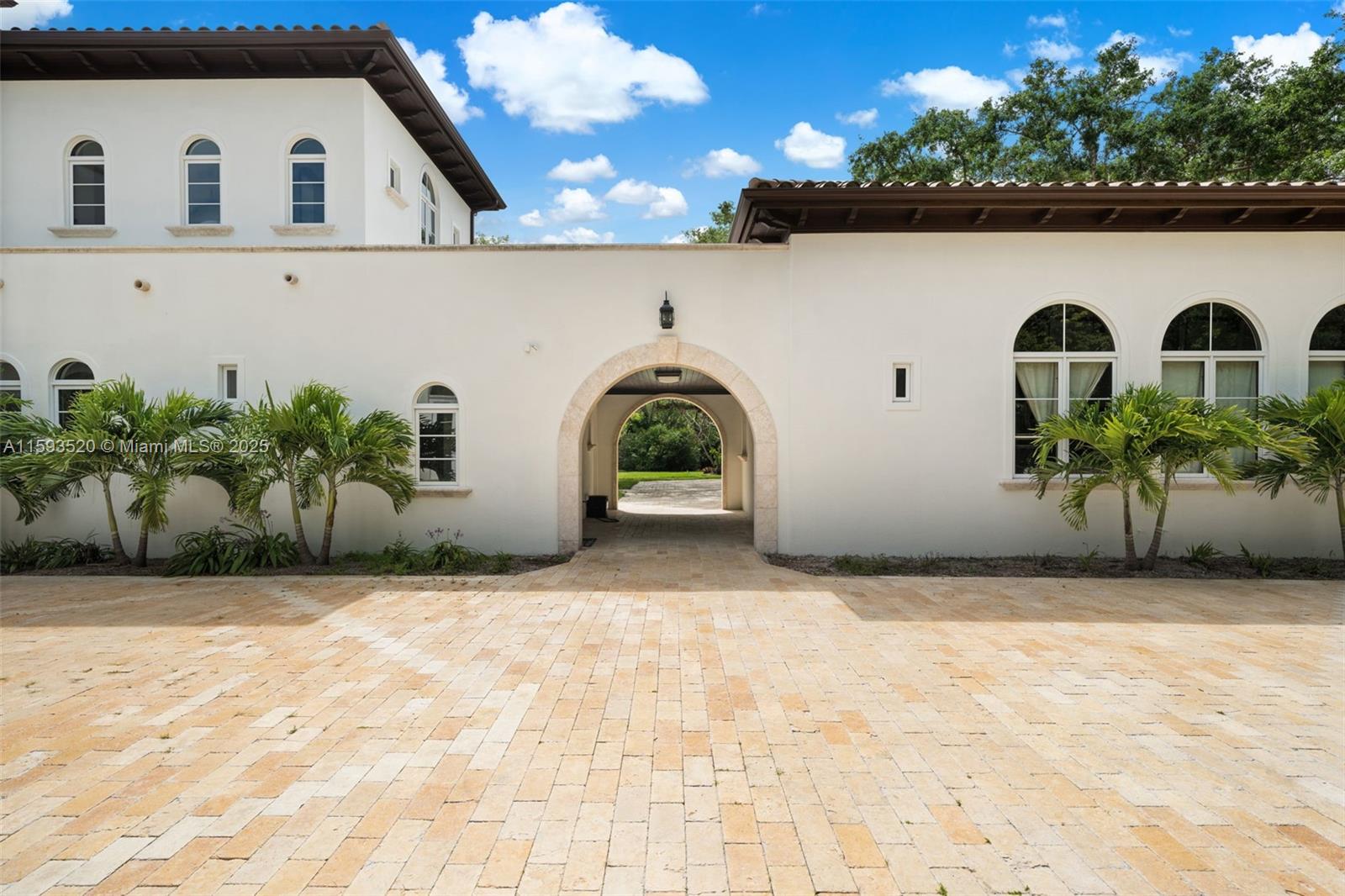 CUTLER ESTATES .345 AC - Residential