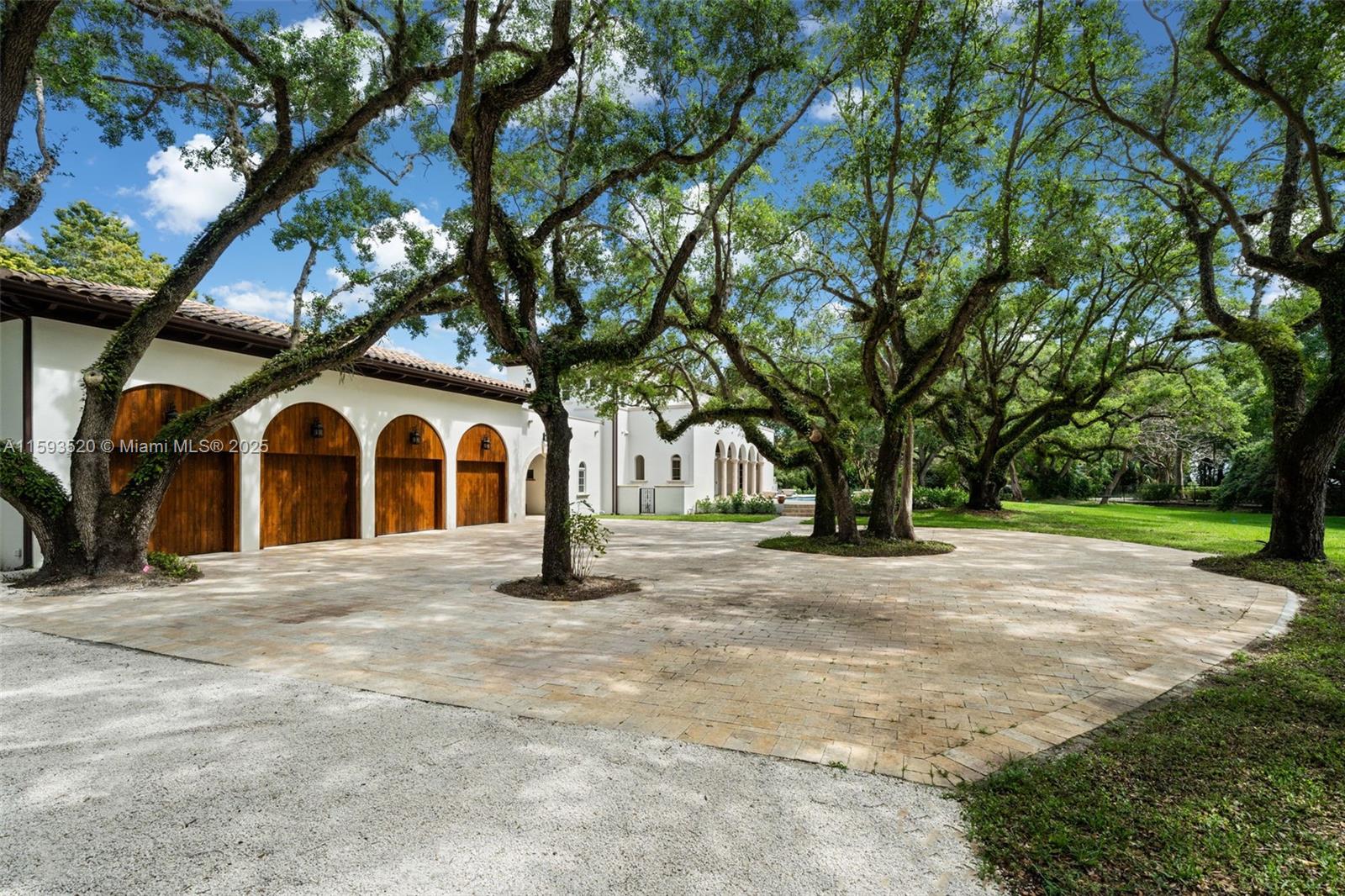 CUTLER ESTATES .345 AC - Residential