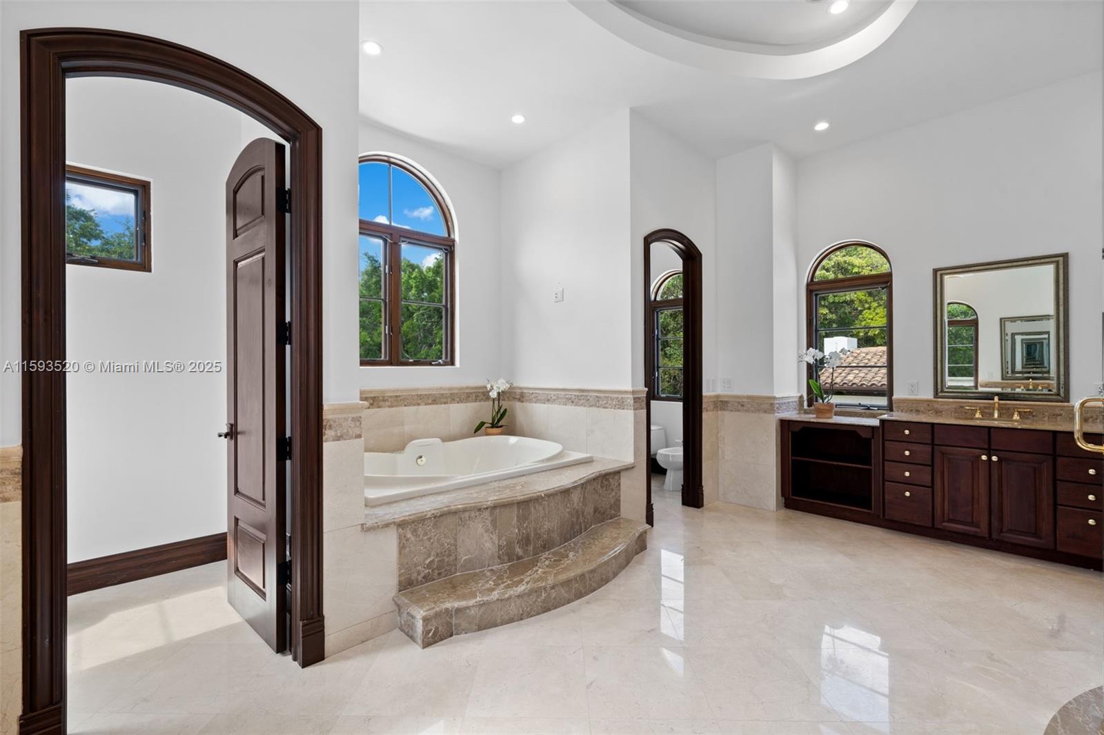 CUTLER ESTATES .345 AC - Residential