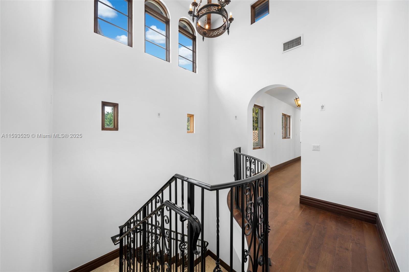 CUTLER ESTATES .345 AC - Residential