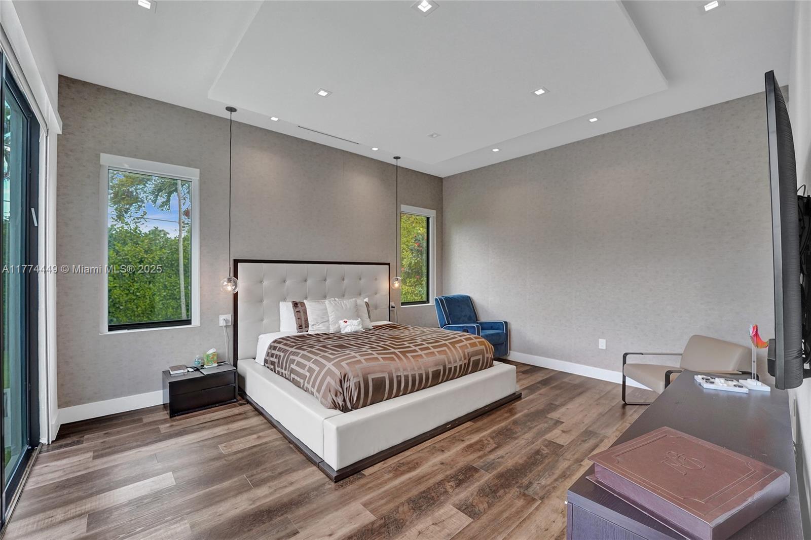 COUNTY SQUIRE ESTATES SEC - Residential