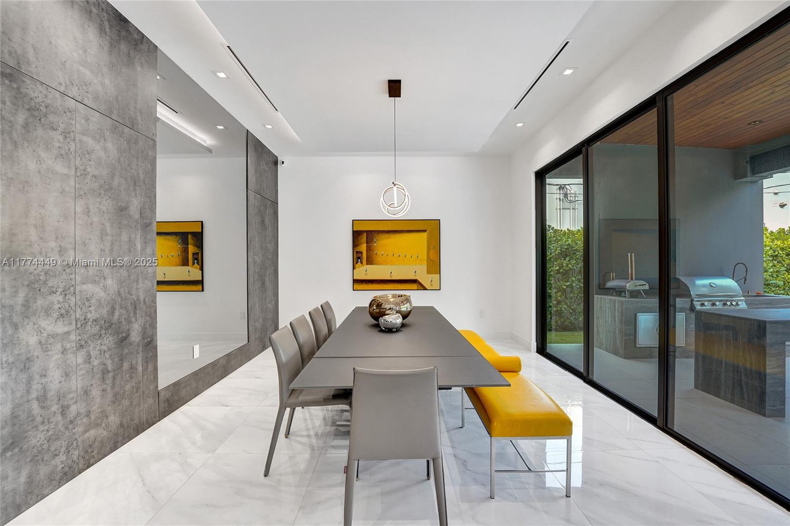 COUNTY SQUIRE ESTATES SEC - Residential