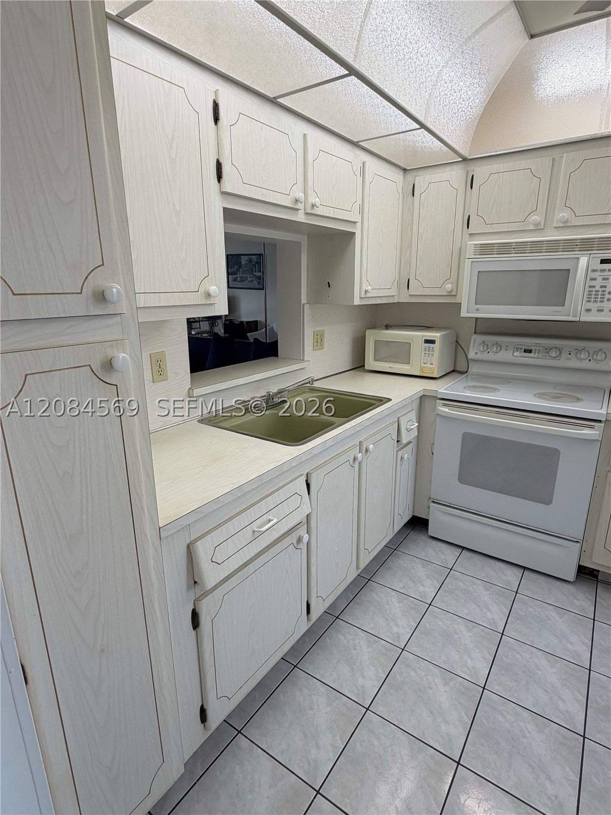 319 NE 14th Ave 505