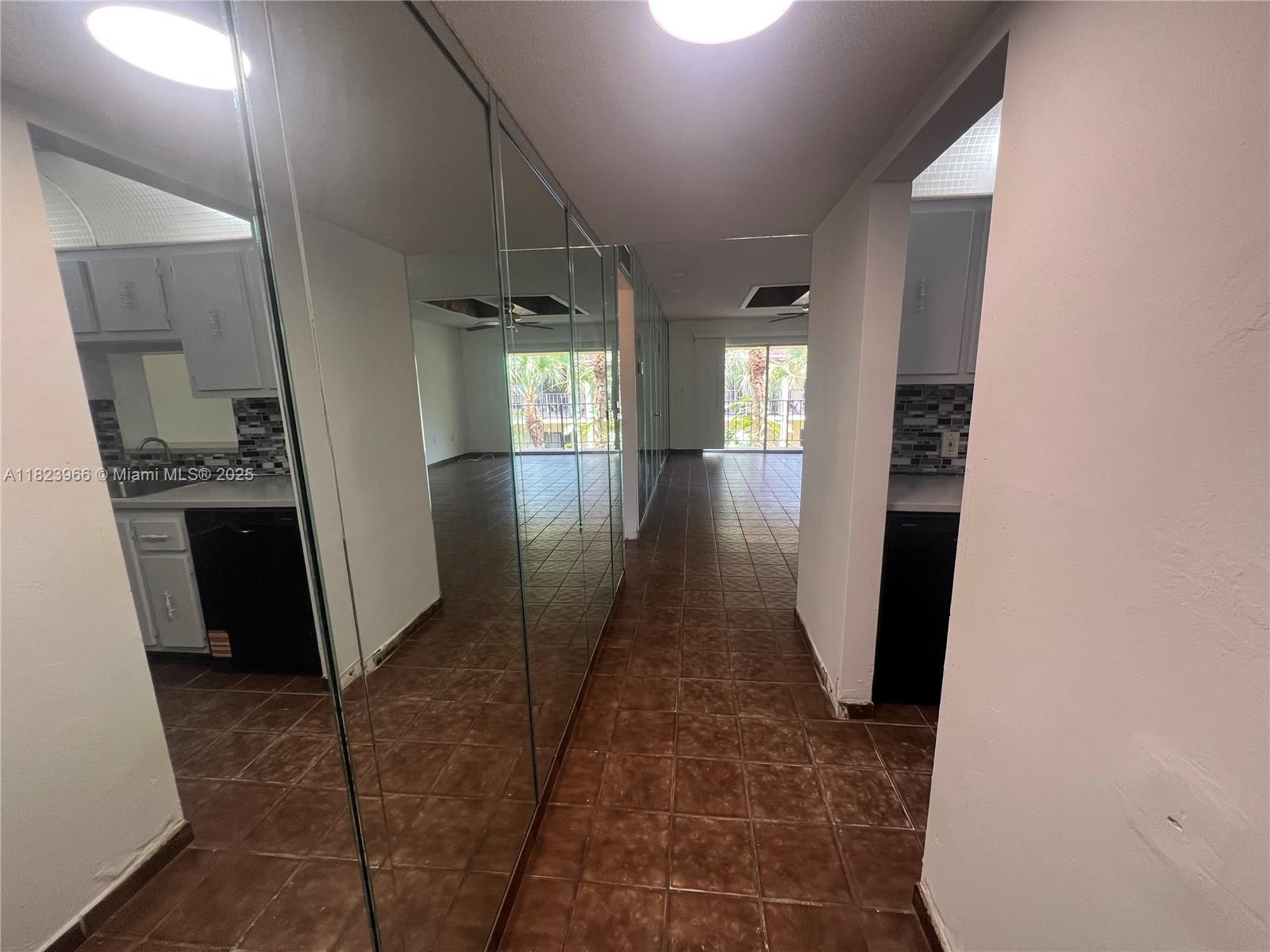 11905 NE 2nd Ave C417