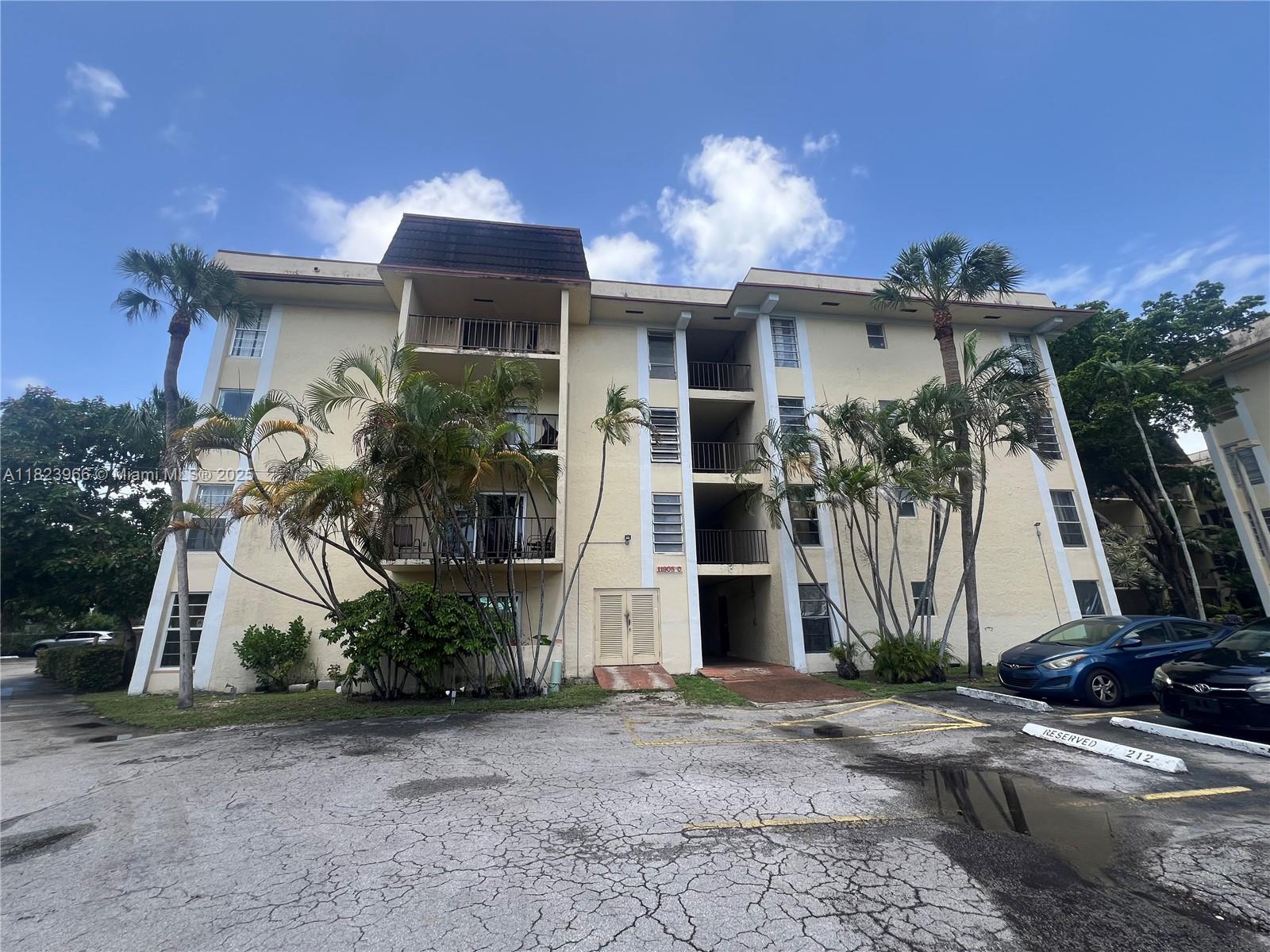11905 Ne 2nd Ave C417, North Miami, Miami-Dade County, Florida - 2 Bedrooms  
2 Bathrooms - 