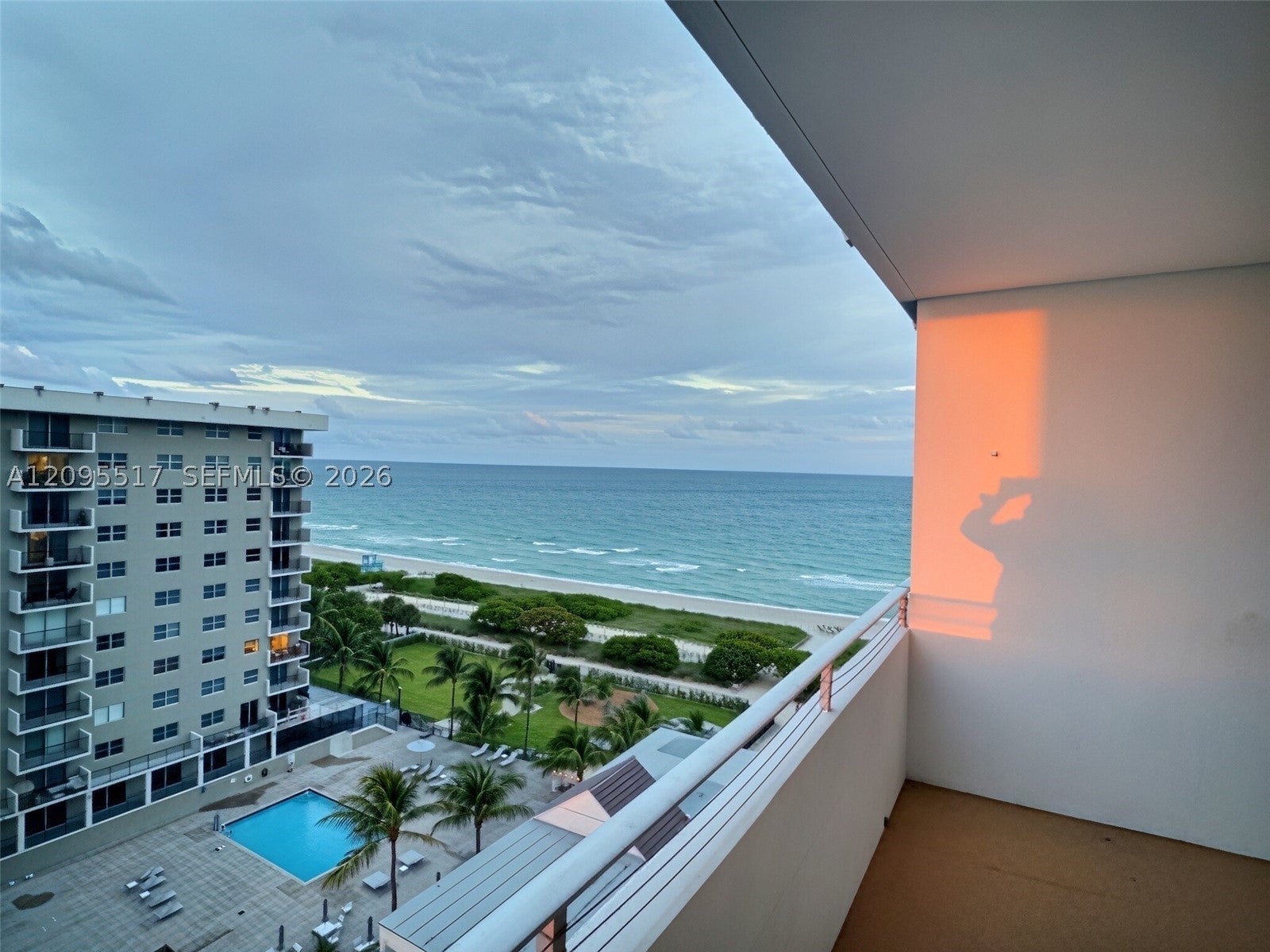 9225 Collins Ave 1109