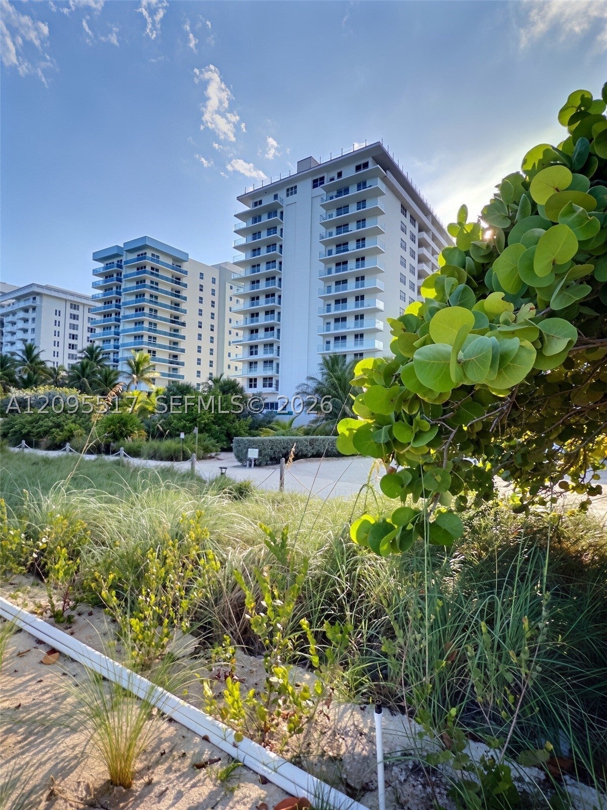 9225 Collins Ave 1109