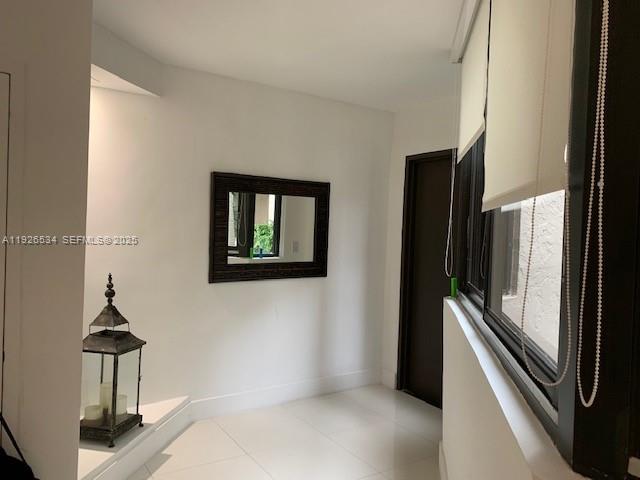 KEY COLONY - Residential Lease