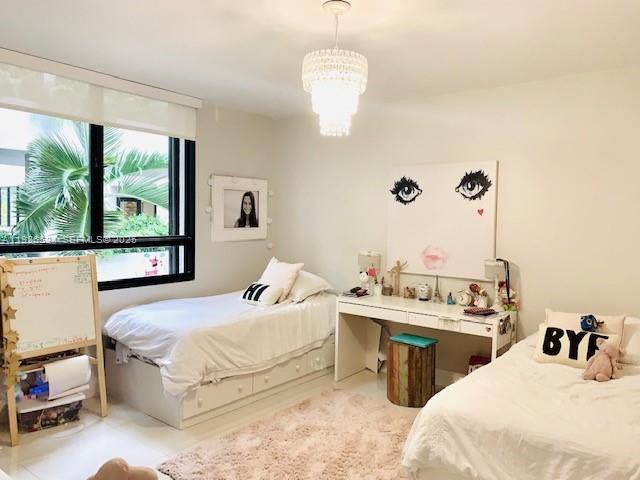 KEY COLONY - Residential Lease