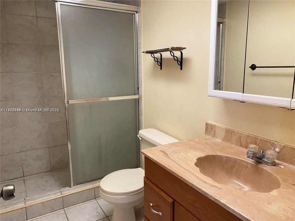 Photo of 1425 Harvard Ln #14c, Boynton Beach, FL 33426 (MLS # A11727194)